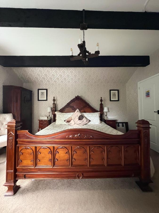 베투스 이 코이드 The Courthouse B&B 외부 사진